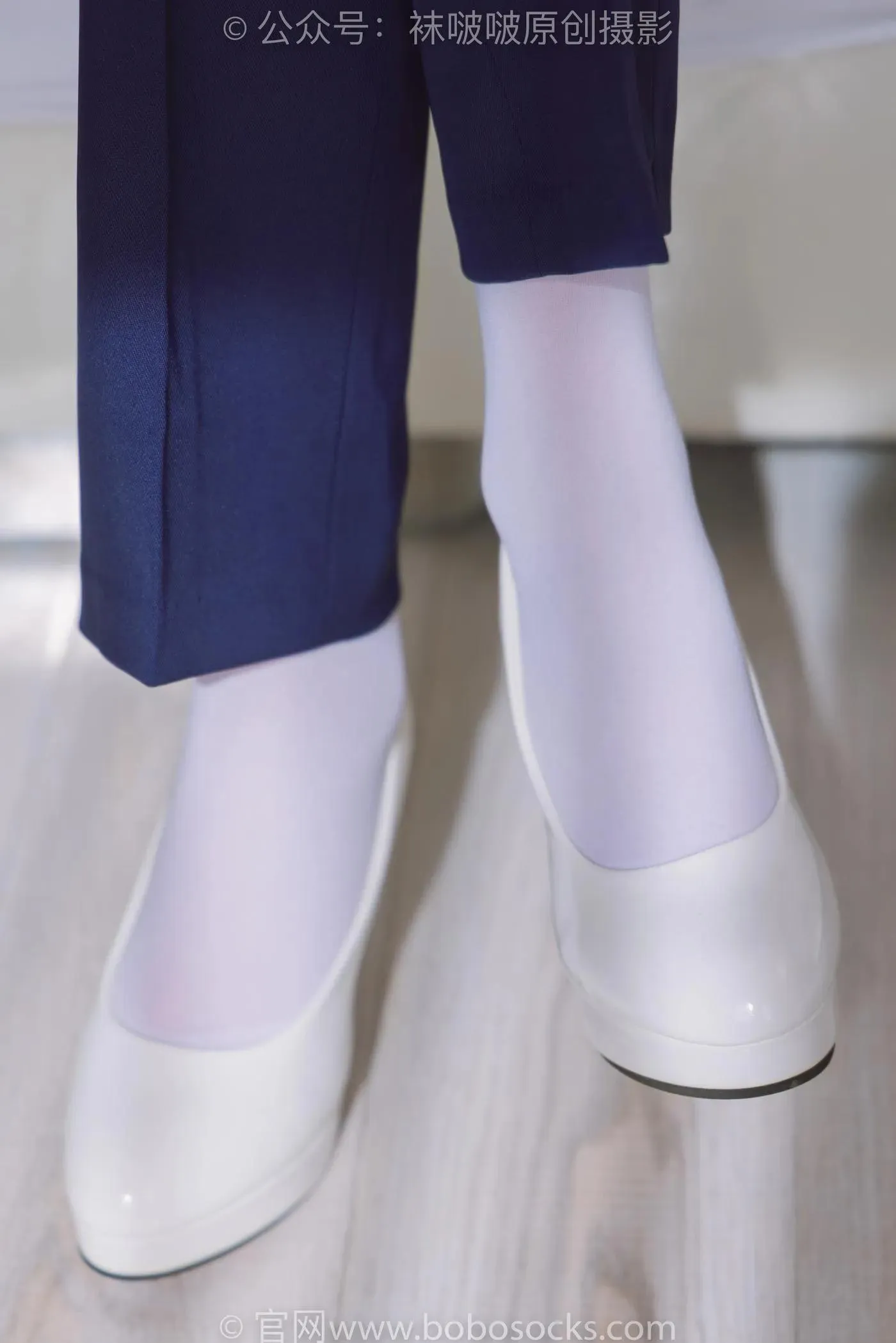[BoBoSocks袜啵啵]NO.178 小甜豆-高跟鞋、厚白丝、ol风裤里丝 [140P]插图4